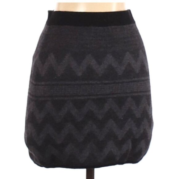 Mossimo Supply Co. Chevron Body Con Skirt - Picture 3 of 4